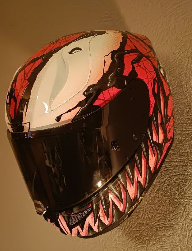 Helmhalter für die Wand | Helmdings | Helmet Wall Rack